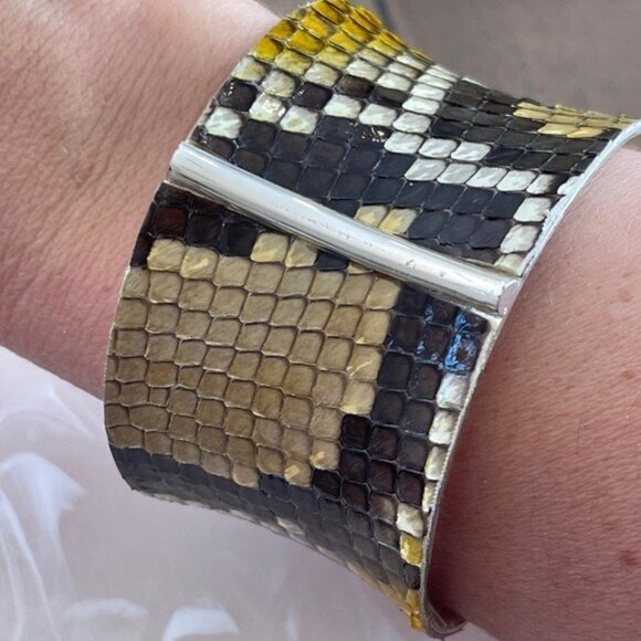Rustic Cuff Snake Print Wide Silver Cuff Bracelet - Picture 13 of 15